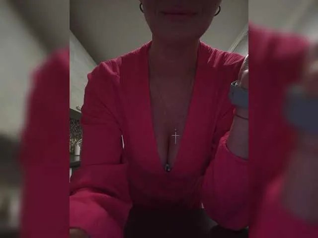 Biggirl777 on BongaCams 