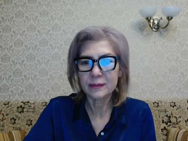 Elegant00Lady on BongaCams 