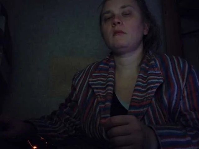 esterjohns on BongaCams 