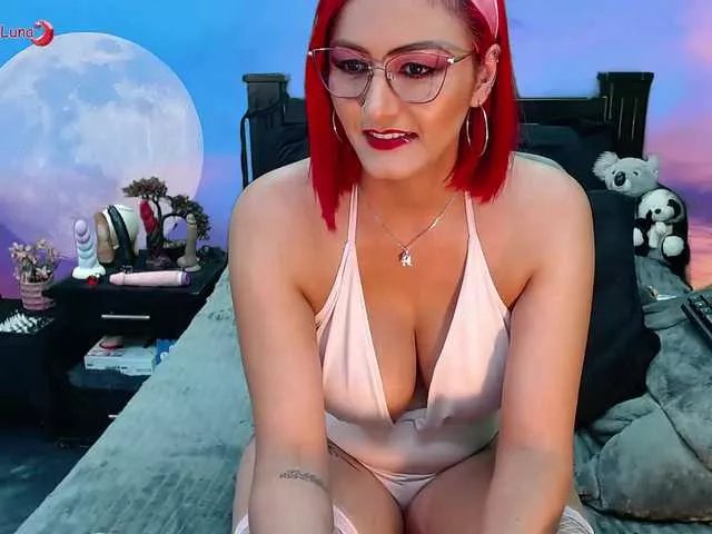 Hanna-Luna on BongaCams 