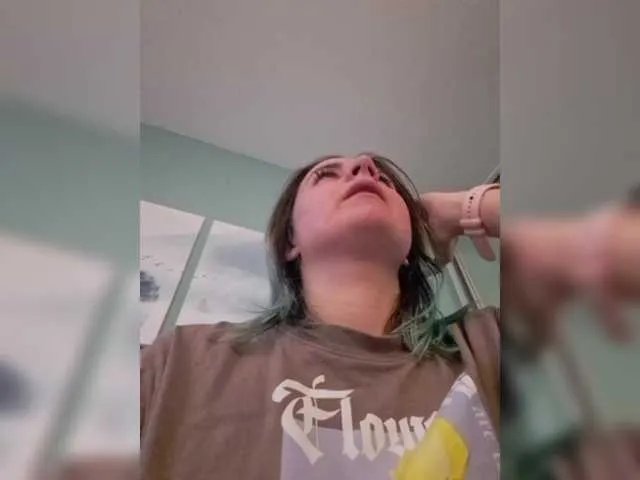 Mimimigirl on BongaCams 