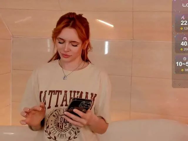 MissRedFox on BongaCams 