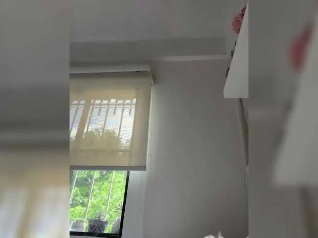 SallyeLeins on BongaCams 