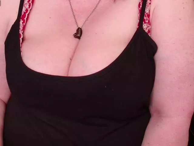 ZigglesJiggles on BongaCams 