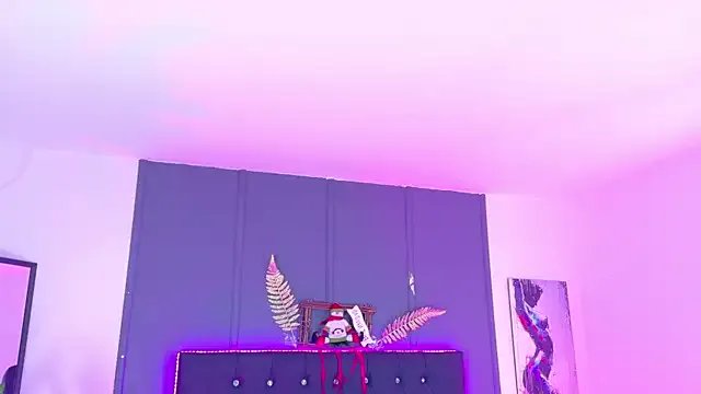 Kataaleya__12 on StripChat 